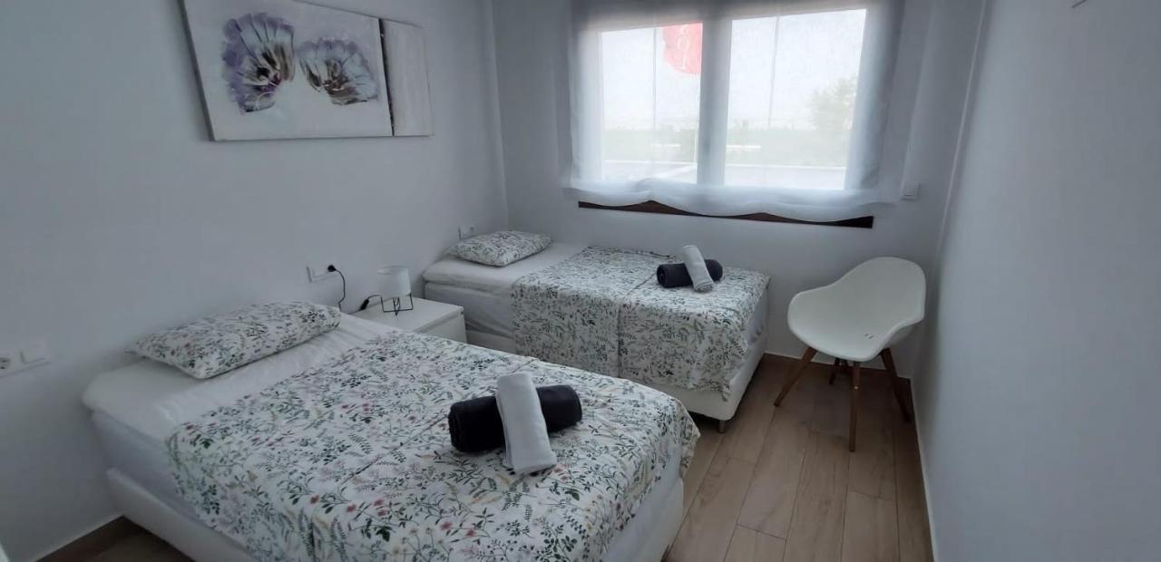49 Laguna Beach Torrevieja Eksteriør billede